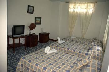 Hotel Salinas 푸에르토아요라 외부 사진
